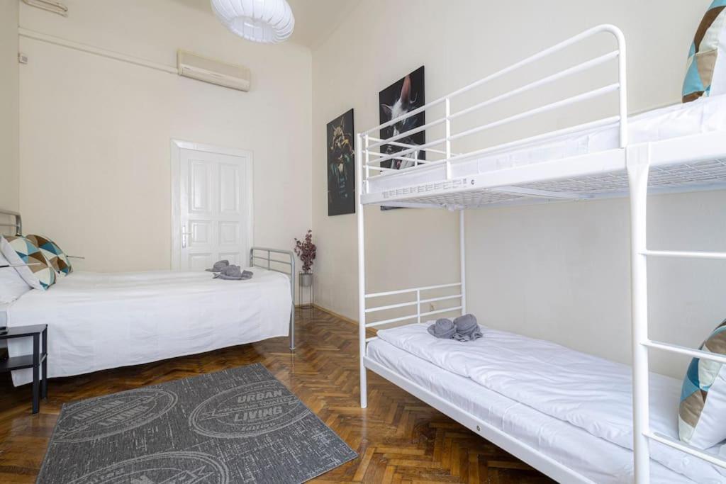 Gentleman Apartment Budapest Extérieur photo